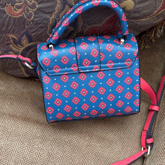 Target Teal and Pink Crossbody Bag - Picture 4 of 4